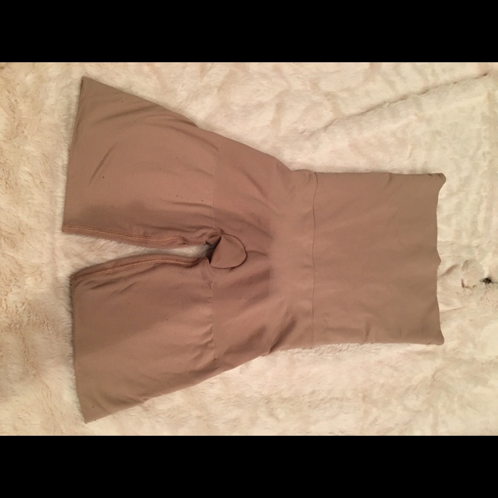 Red hot by spanx body shaper
